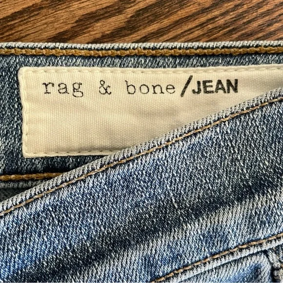 Rag & Bone Jeans Size 27 Skinny Blue Distressed - Picture 2 of 14